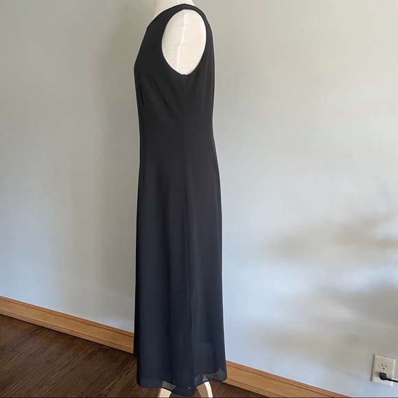 Vintage Sleek Midi Slip Dress - Picture 3 of 9